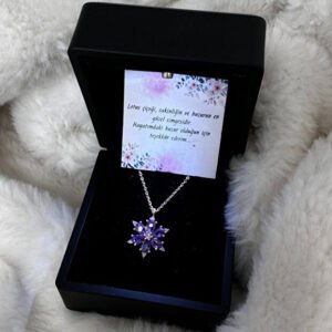 گردنبند لوتوس نقره رز ۹۲۵ با سنگ آمتیست و جعبه نورانی