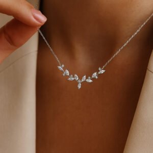 گردنبند نقره ۹۲۵ طرح پیچک، عشق و شانس و برکت، مدل ظریف هدیه‌ای شیک زنانه